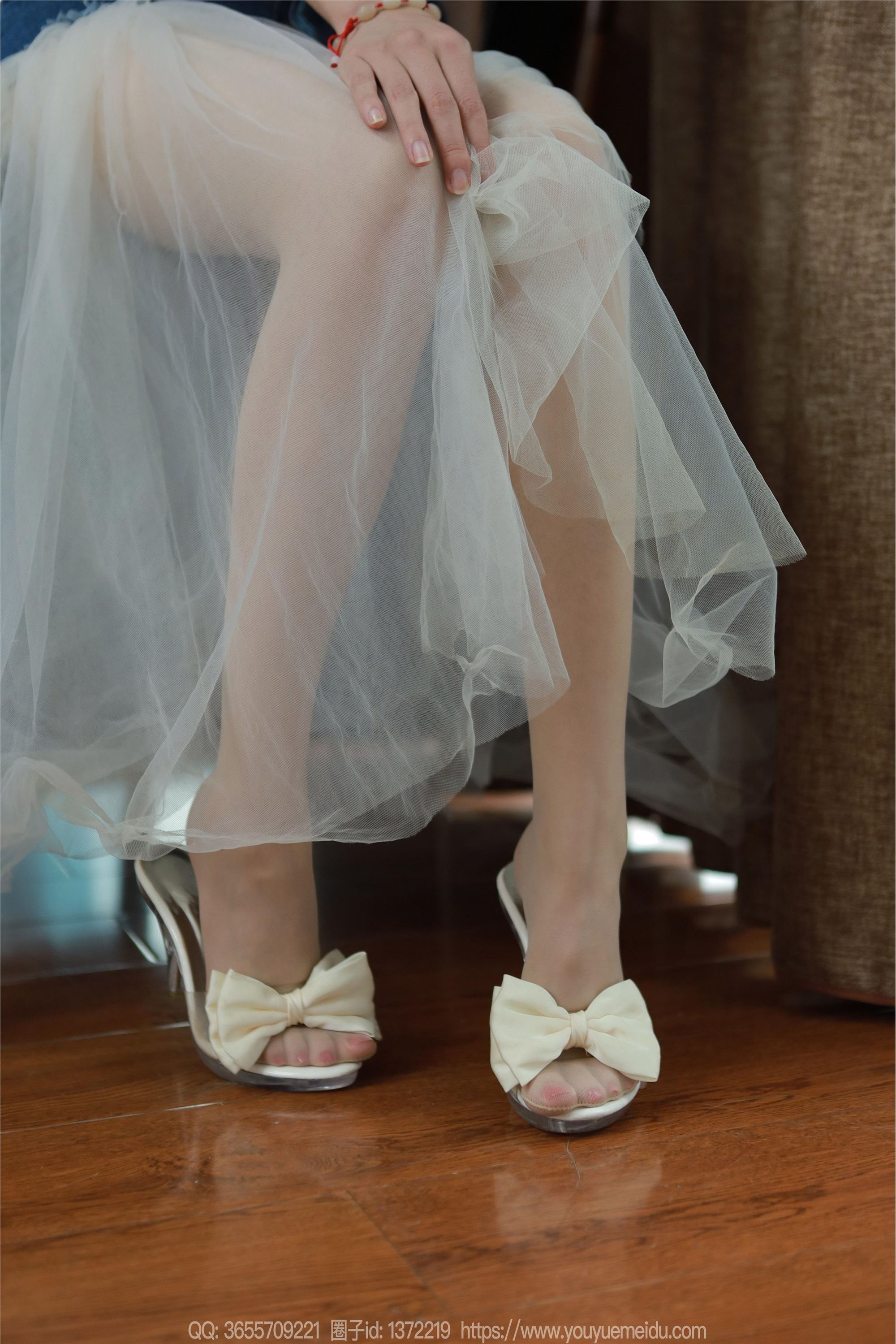 IESS异思趣向  2024.04.28 丝享家 1727 团团《长腿白纱》